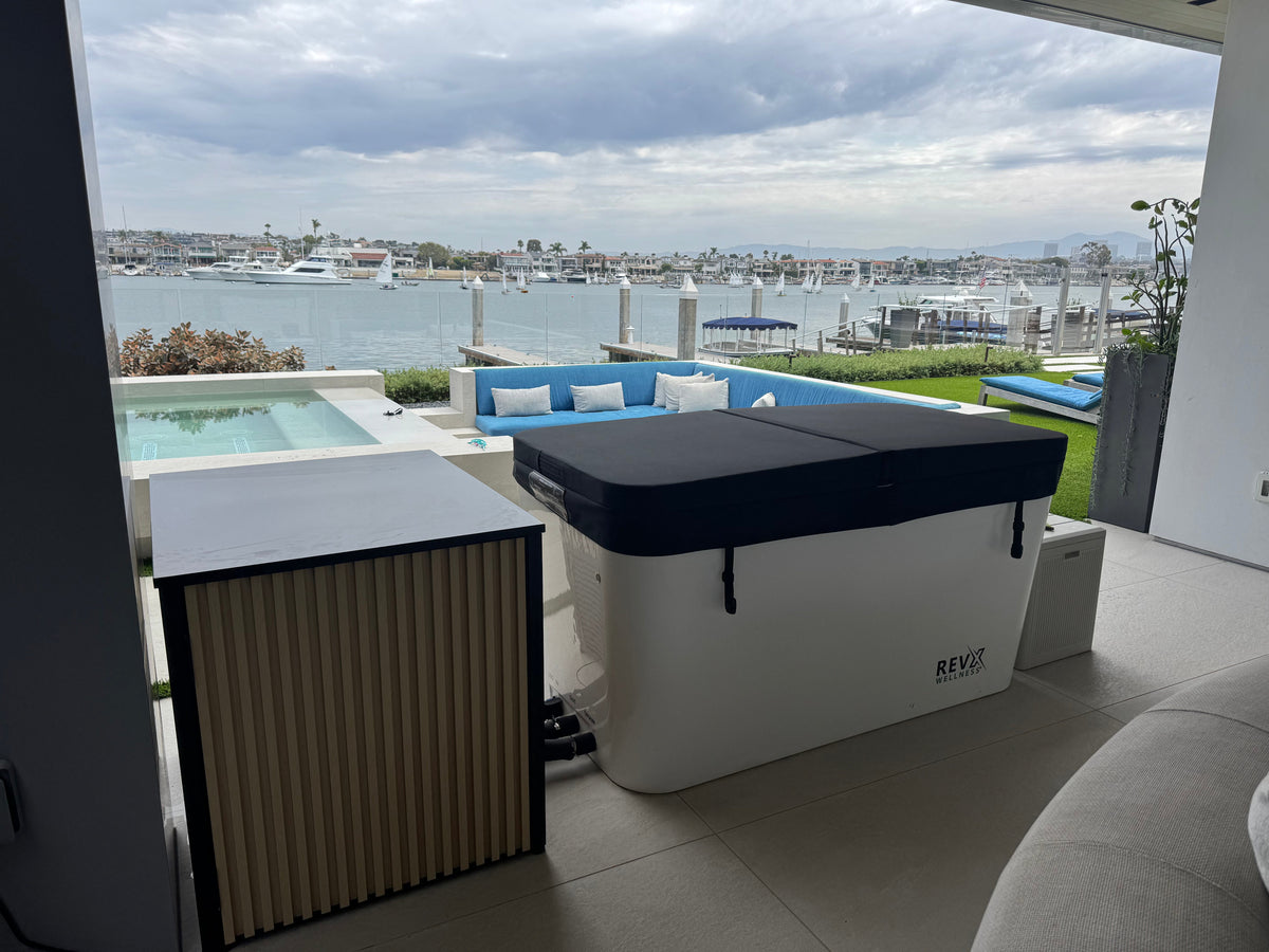 RevX Acrylic X Tub Cold Plunge with Chiller